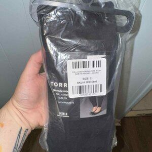 Torrid Full-Length Black Leggings Slim Fix Pocket Size 2